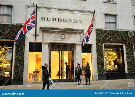 Burberry outlet store London